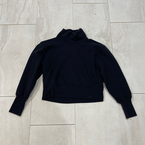 Abercrombie cropped sweater, size medium - Picture 1 of 2